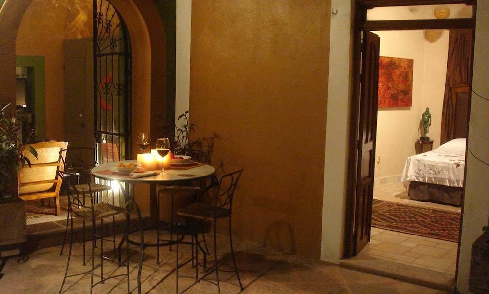 Hotel La Casa Del Atrio Queretaro